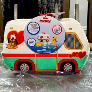 New Disney Junior Mickey Pluto Vet Set